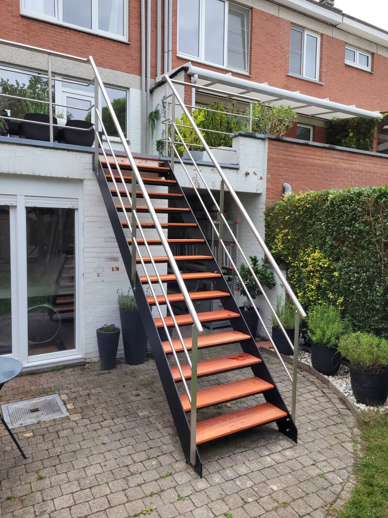 Buitentrap in padouk belle etage